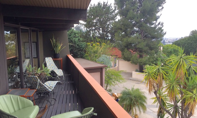 Silver Lake House | Silverlake Hills Mid-Century view home