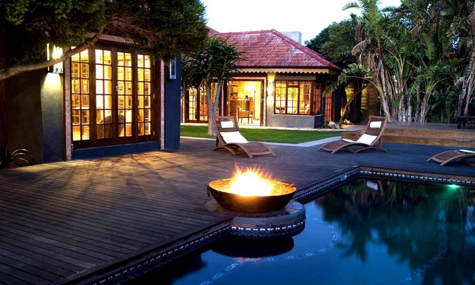 Pollok Beach House | Singa Lodge - Lion Roars Hotels & Lodge