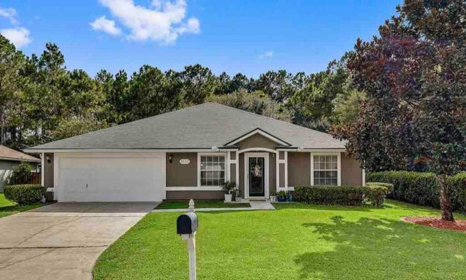 Westside House | Single house: 12guests,4bds/2baths,large backyard.