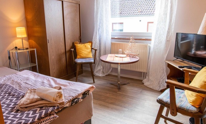 Prohn Apartment | Single Room (21) - Pension Zur Curve
