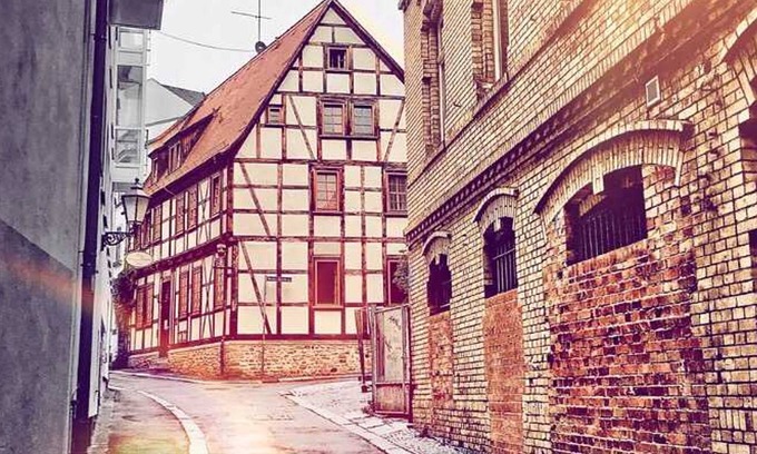 Altstadt House | Single Room - Hotel & Restaurant "Zum Kleinen Sandberg"