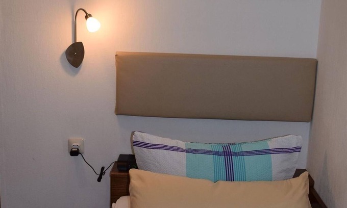Pfaffendorf Bed & Breakfast | Single room, shower, toilet - Pension Lachmann