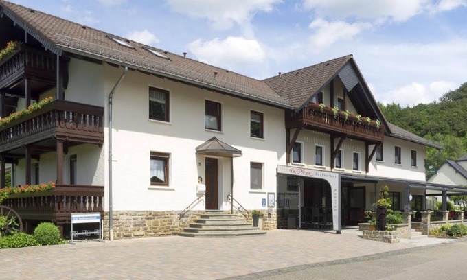 Irrhausen Bed & Breakfast | Single room shower/toilet - Restaurant-Pension Im Pfenn