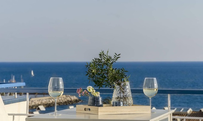 Sitges Apartment | Sitges Spaces Sea View Paradise- 2 Beds/2 Baths/Terrace- Up to 6 People