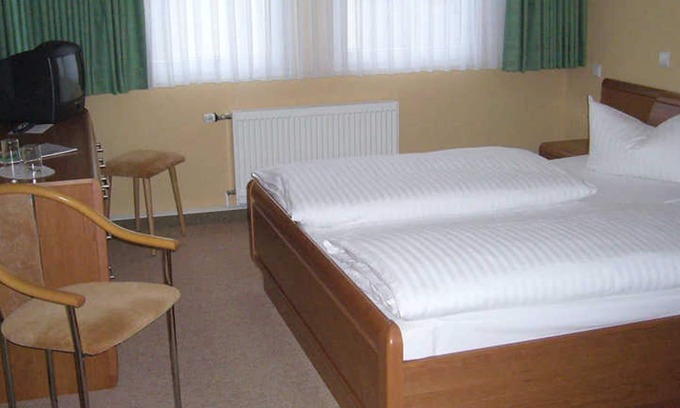 Sangerhausen House | Siute - Rosen-Hotel Sangerhausen