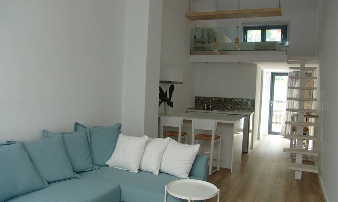 Nea Chora Apartment | SixteenAllSeasonHouse 500m from the beach+old town+city center