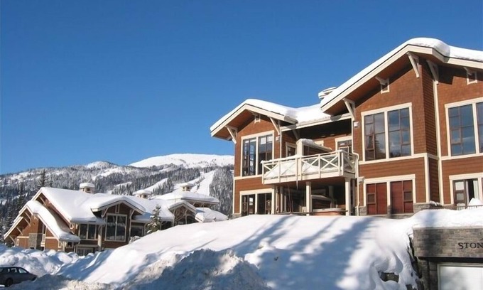 Sun Peaks Condo | Ski in/Ski Out! 2BR/2BA Condo at Sun Peaks! Comfortable & Clean! Best Location!