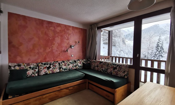 Les Avanchers-Valmorel Apartment | Ski in/ski out apartment, ideal for 4/5 people who like peace and nature