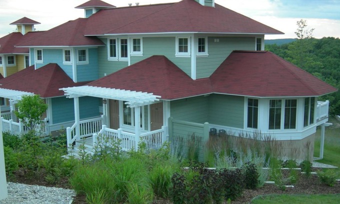 Thompsonville Condo | Ski In/Ski Out Mountain Top Condo at Crystal Mountain