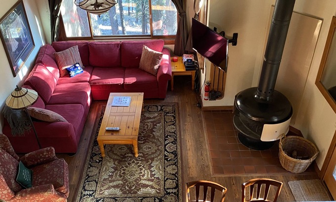 Truckee Condo | Ski Trails Condo Ski-In/Ski-out (snow level permiting) or a short walk to slope
