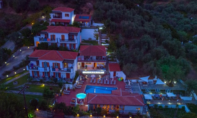 Katsarou Apartment | SKIATHOS-FILOKALIA
