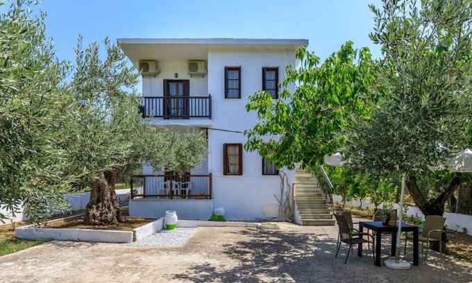 Stafylos Apartment | Skopelos Evergreen Apartments 2 bedrooms 4