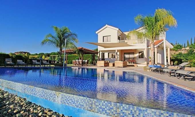 Pano Arodhes Villa | Skouli: A traditional property in Skoulli, near Polis, with heated pool