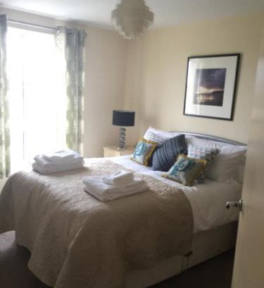 Cardiff City Centre Apartment | Sky Night Serviced Apartments