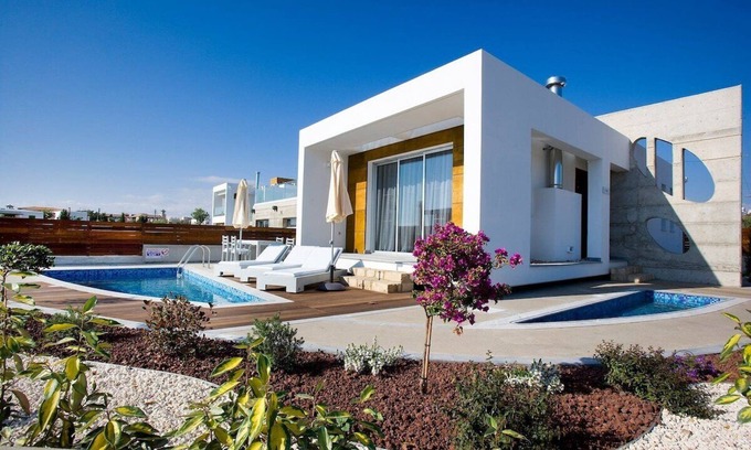 Paphos Villa | Sky Villa Private Pool Stylish Hideaway Sleeps 4