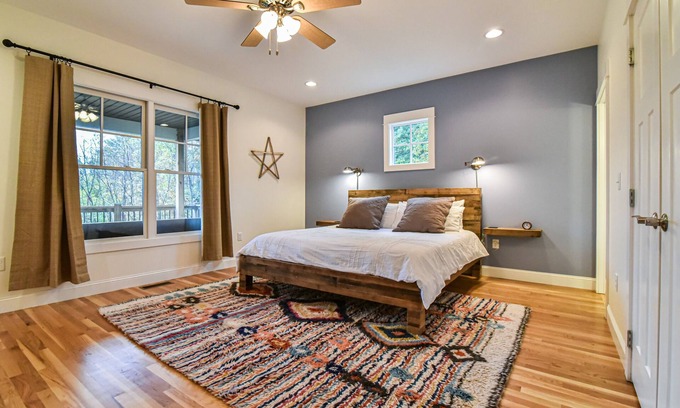 East End - Valley Street House | Skyloft Asheville: Chic & Elevated Stay