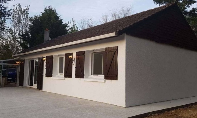Gien House | SKYS FRANCE