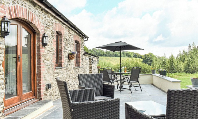 Brayford Cottage | Slade Cottage - UK35027