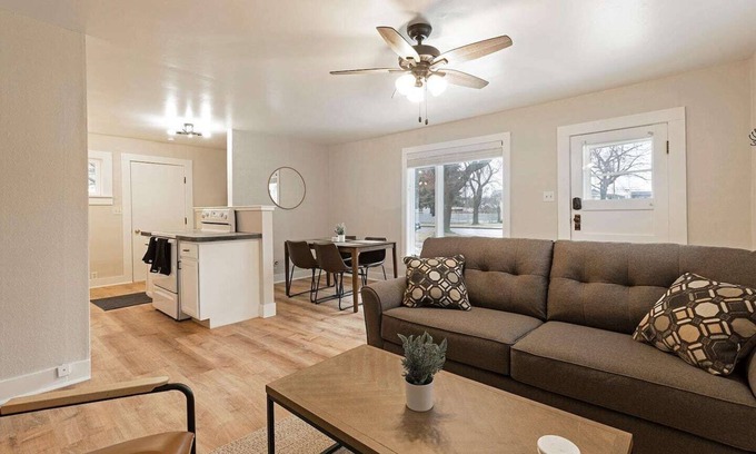 Rose Park House | Slant Streets Bungalow - Close proximity to The Hip Strip, Downtown Missoula and UM.