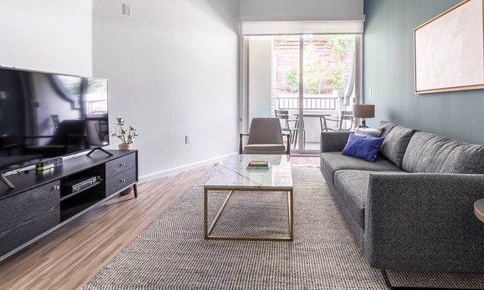 Westchester Apartment | Sleek Westchester 1BR w/ Gym, Pool, nr. Venice Beach, by Blueground