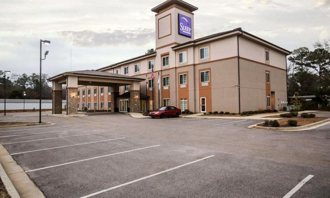 Marion Hotel | Sleep Inn & Suites Marion - Military Institute