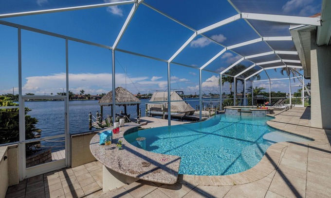 Eight Lakes Villa | Sleeps 10 - Hot tub and Pool - Eight Lakes view! Prime Location!