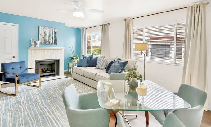 Canyon Rim House | Sleeps 11 - Family Friendly - Washer+Dryer - PlayStation Pro - Games - Fast Wifi