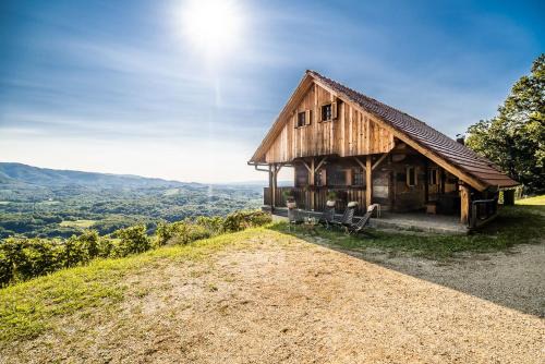 Cerklje ob Krki House | Sleme house