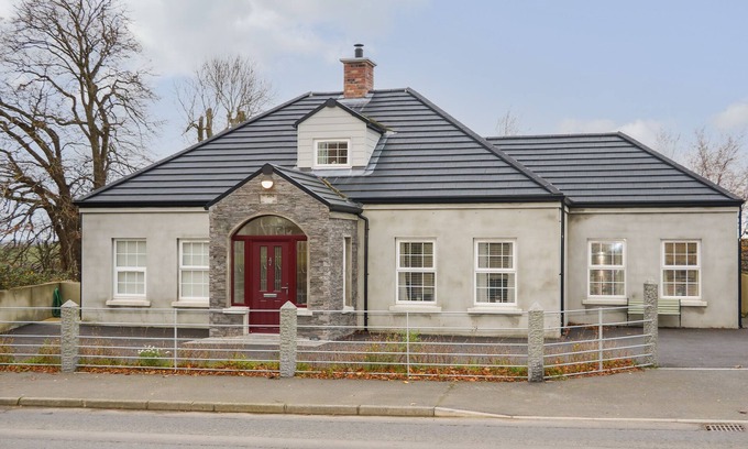 Downpatrick Cottage | SLIABH AMHARC, pet friendly in Downpatrick