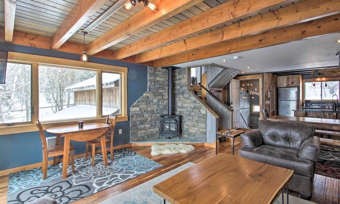 East Burke Condo | Slopeside Burke Mtn Condo w/Amenity Access!