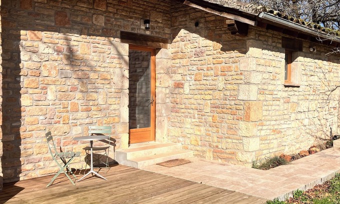 Saint-Antonin Noble Val House | Small 2/4 person gite with swimming pool to share with the large gite