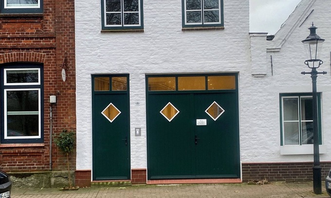 Friedrichstadt House | Small canal house - Simmerdeis on the canal