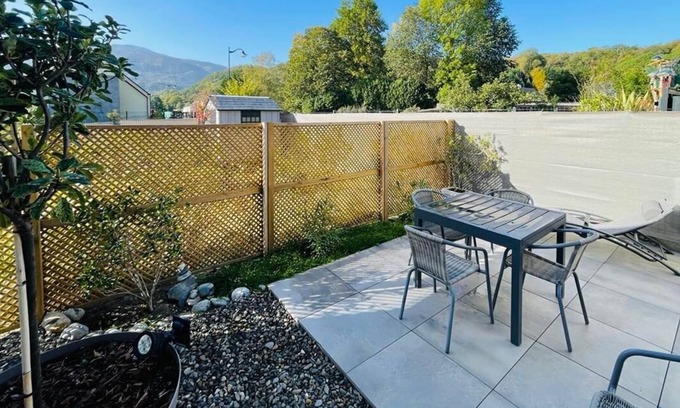Ayzac-Ost Apartment | Small house near Argelès Gazost