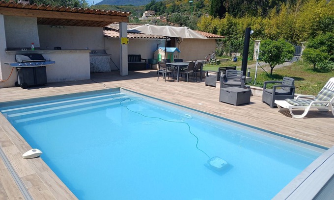 Carros House | Small house under the olive trees with private pool