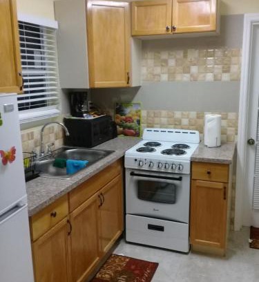 South Bimini Apartment | Small's Cozy Rest 1