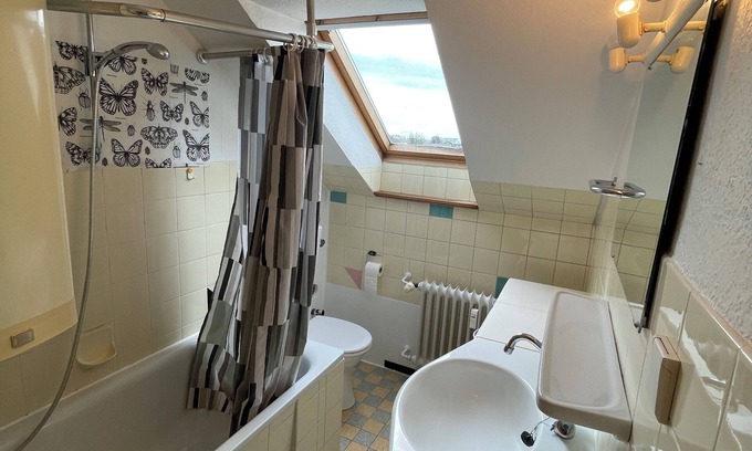 Fuerth Apartment | Small stars