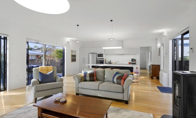 Edgeware House | Small Sustainable House