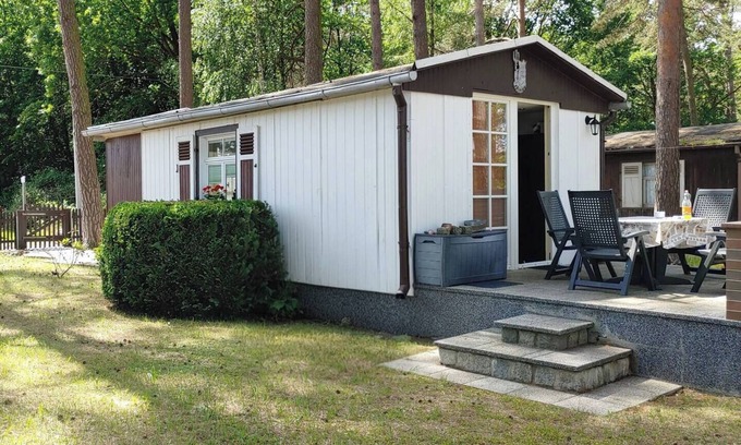 Freest House | Small vacation cottage with campsite feeling, 5 minutes to the beach