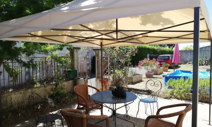 Sainte-Ramee House | Small village in the vineyards, close to the Gironde estuary