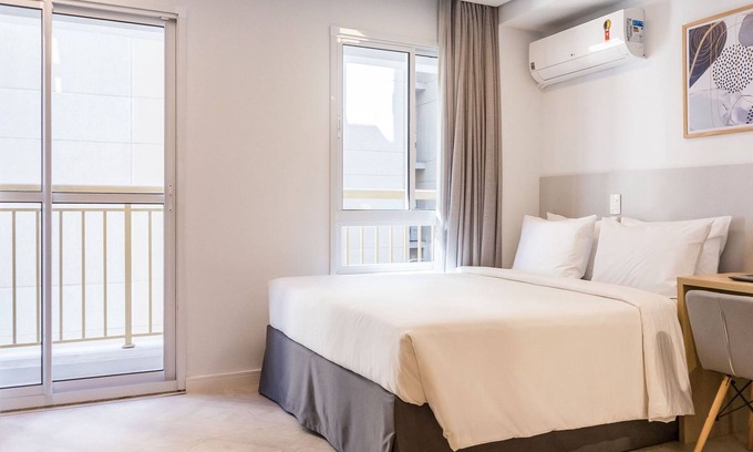 Pinheiros Apartment | Smart Charlie Mobi Pinheiros