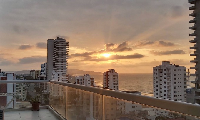 Tonsupa House | Smart penthouse with ocean view