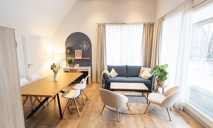Bad Zwischenahn Apartment | SmartFewo: Himmelsträumer | Penthouse | Sauna