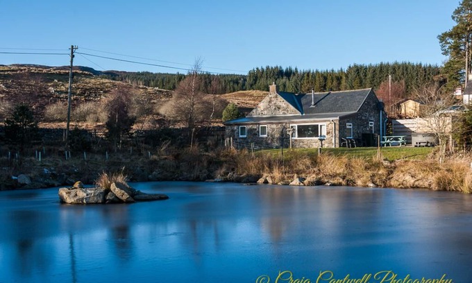 Blairgowrie Cottage | Smiddy Cottage @ Dalnoid - Hot-tub - Dogs welcome - Woodburner - Stunning views