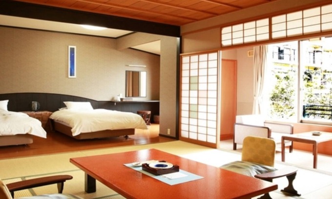 Akahodani Onsen Hotel | Smoking Room only Modern and spacious JapaneseWestern room Reasonable 2 people /Kaga Ishikawa