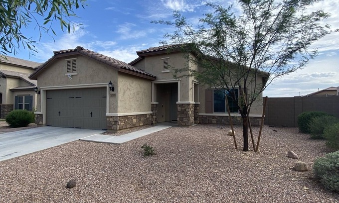 Maricopa County House | Snow Birds, Family, Friends Fun in the Sun Escape!