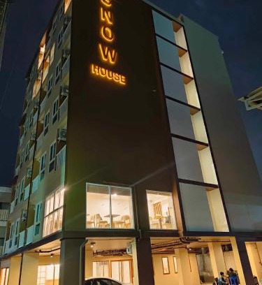 Buriram Province Hotel | SNOW HOUSE Buriram