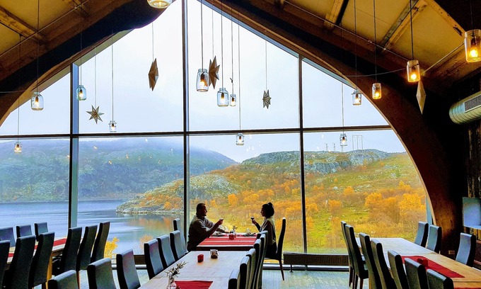 Bjrnevatn Hotel | Snowhotel Kirkenes