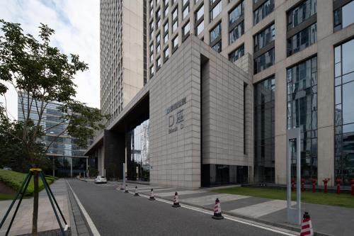 Haizhu Apartment | Snug Gaokong Jiangjing Hotel