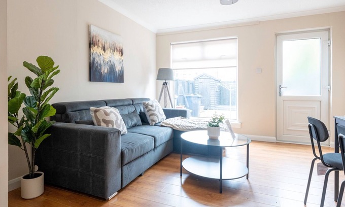 East End House | Snug Modern Home in Glasgow
