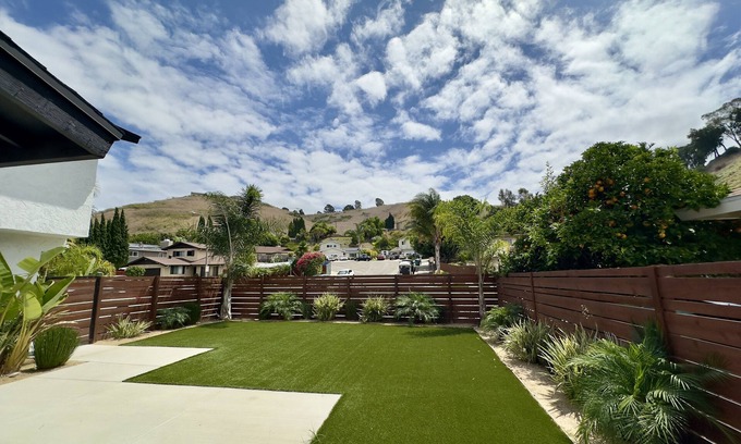 Loma Alta House | SoCal Sports Complex 8min!/Beach 10min!/Spacious Backyard